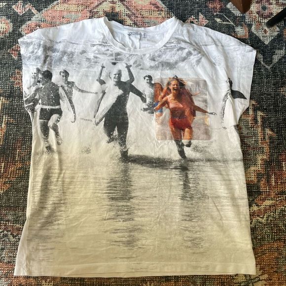 Zara Tops - Zara Vintage Beach Photo tee